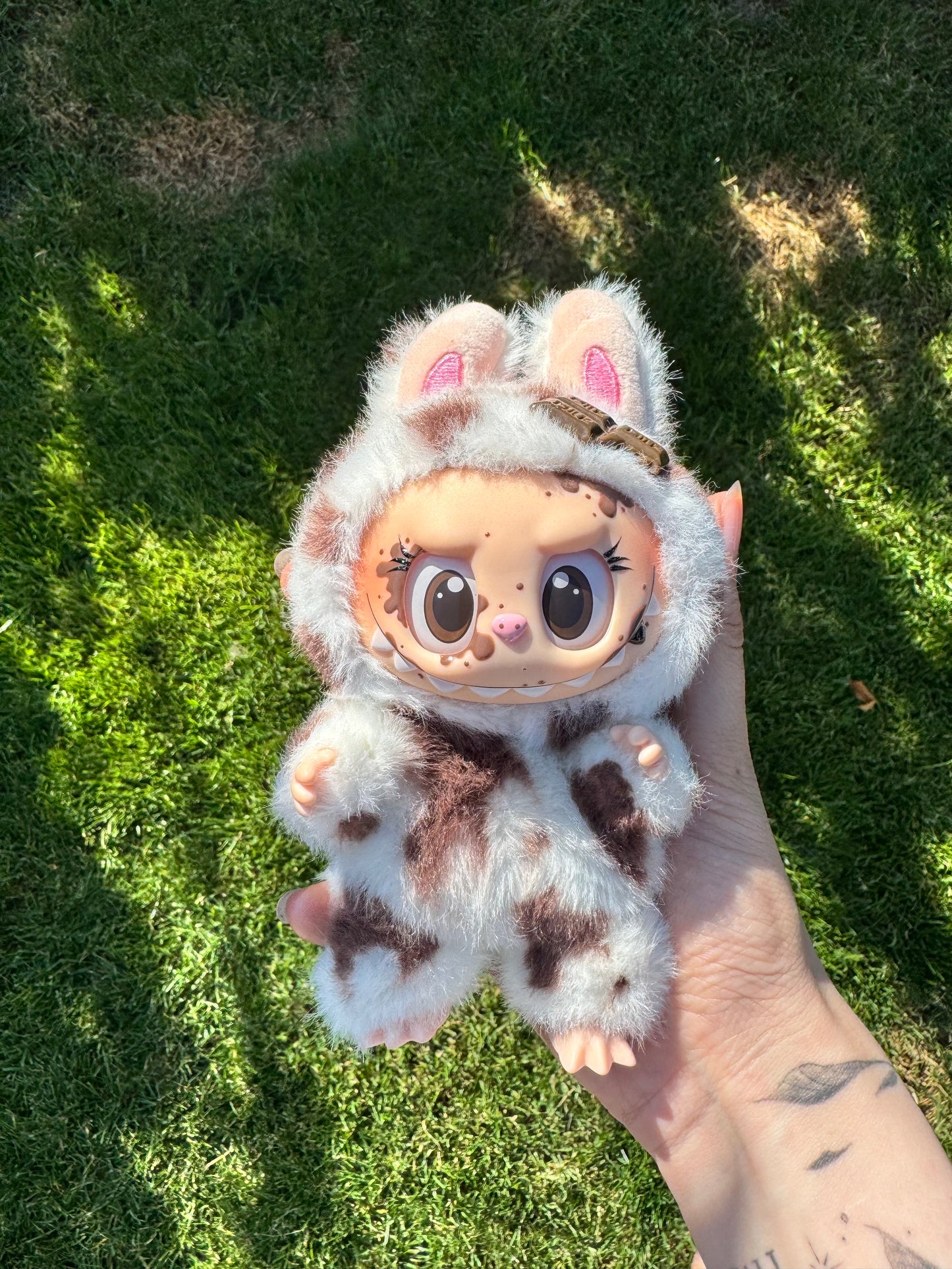 Chocolate Milkshake Lamoomoo (Standing)