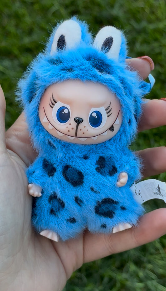 Mini Cheetah Girlz - Letter O