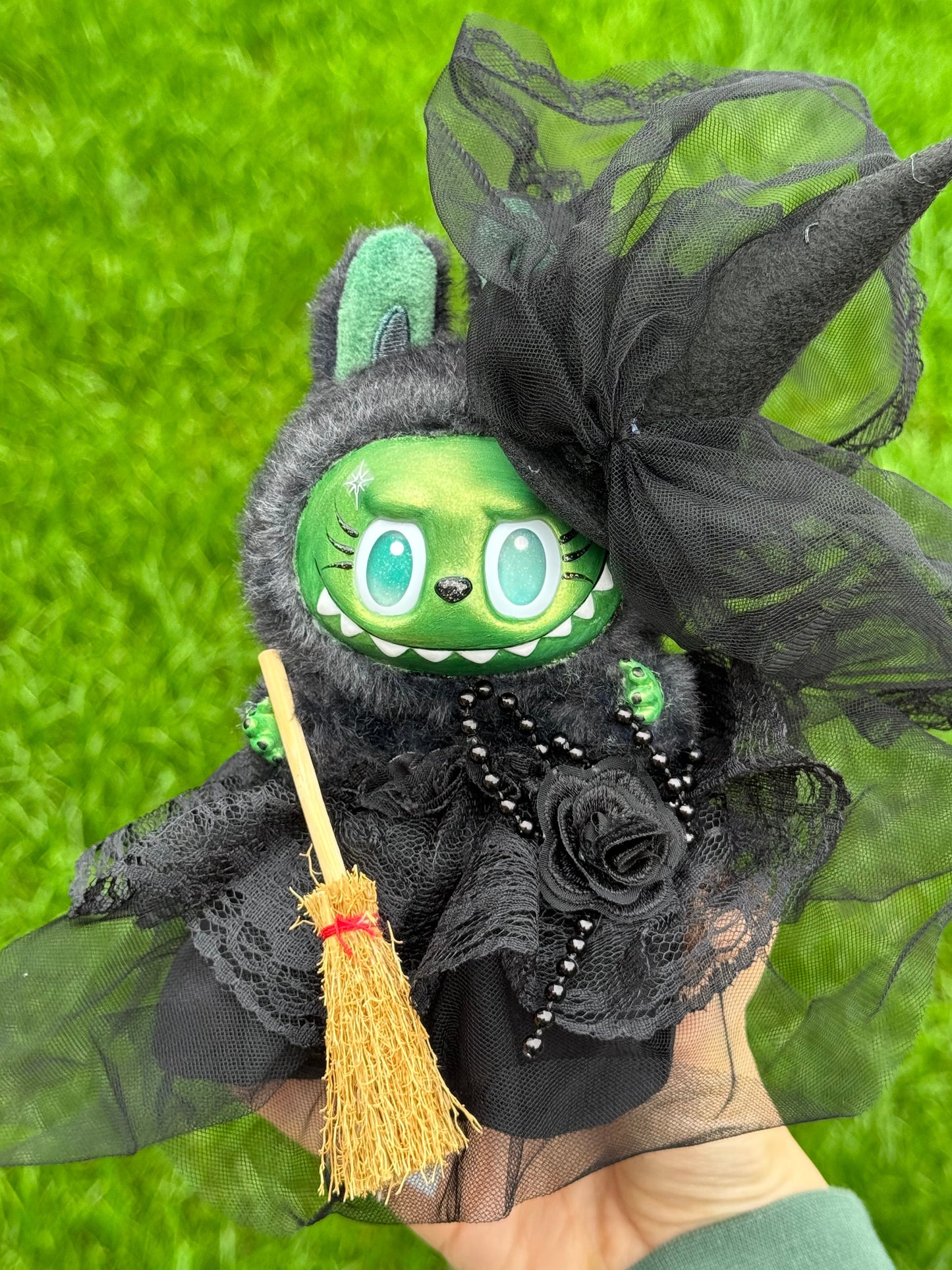 Elphaba Labubu (Limited Edition)