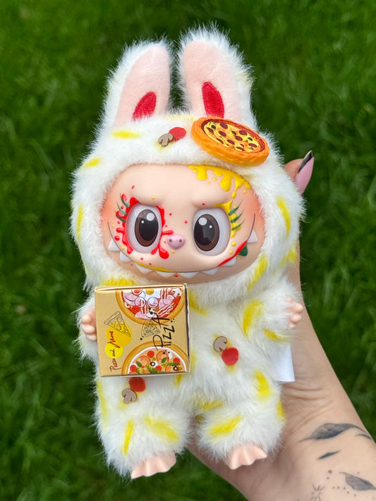 A PizzaShop Lamoomoo (with grated cheese) Limited Edition