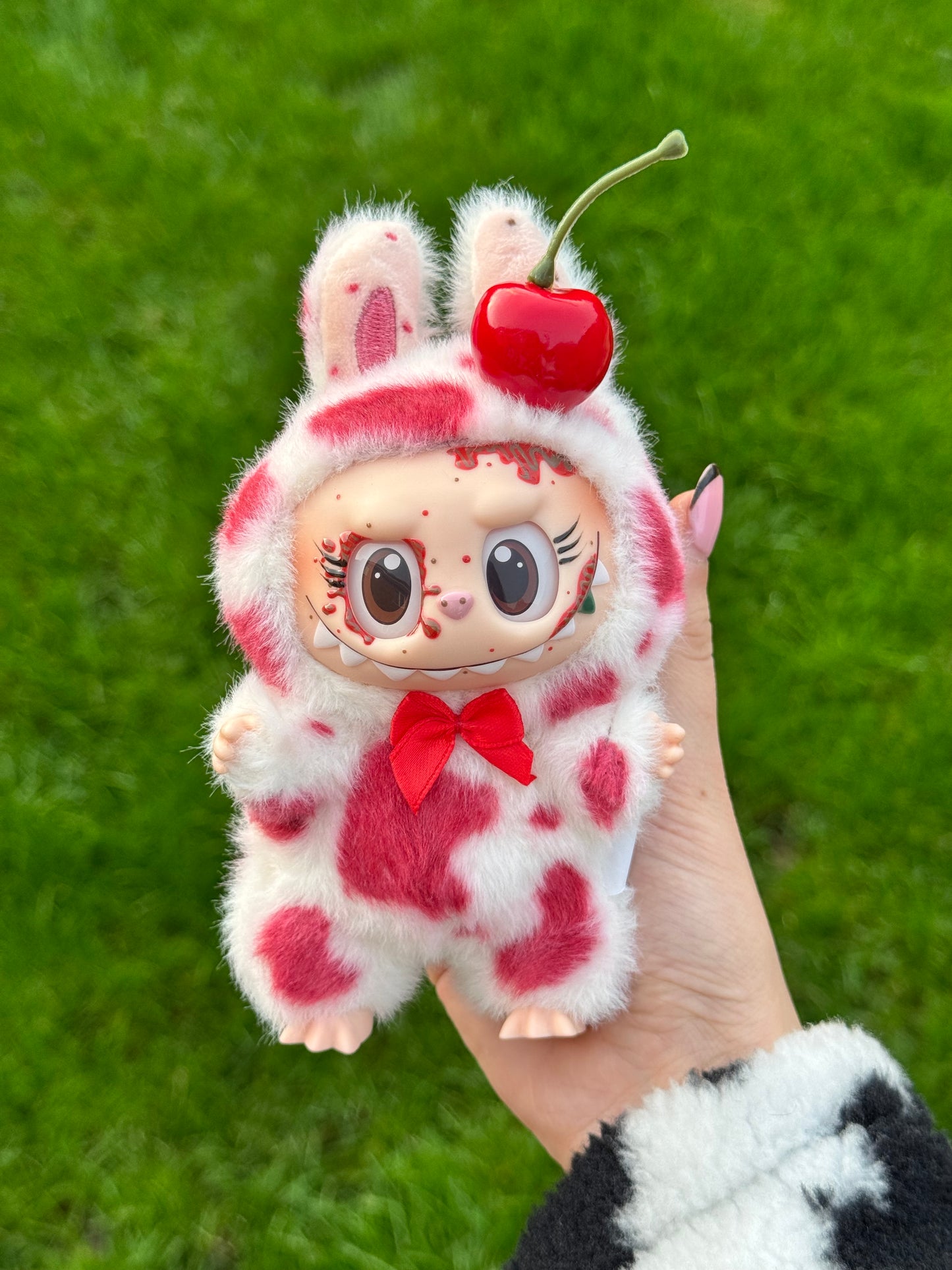 A Cherry Chocolate Drizzle Lamoomoo (Limited Edition)